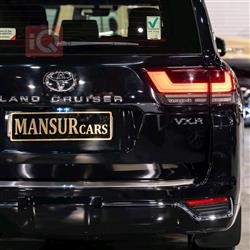 تۆیۆتا لاند کروزەر